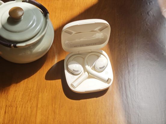 怎么选？五款耳挂式蓝牙耳机测评推荐！j9九游会网站入口高性价比开放式耳机(图7)